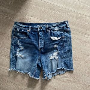 American Eagle Tomgirl shorts